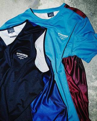 MG_3668-864x1080.jpg