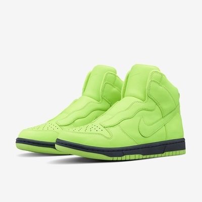 WMNS-DUNK-LUX-SP---SACAI-776446_774_E_PREM.jpg