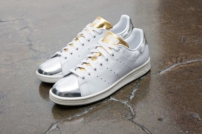 adidas-originals-stan-smith-midsummer-metallic-1-960x640.jpg