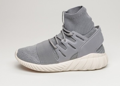 adidas-tubular-doom-primeknit---grey-offwhite-1_3.jpg