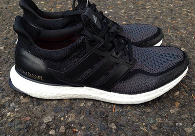adidas-ultra-boost-new-black-colorway-02.jpg
