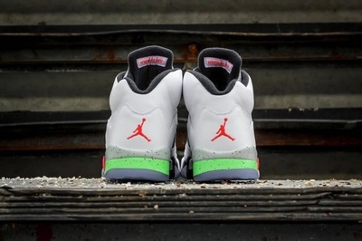 air-jordan-5-retro-poison-green-2-960x640.jpg