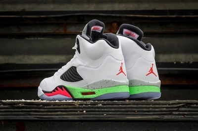 air-jordan-5-retro-poison-green-3-960x640.jpg