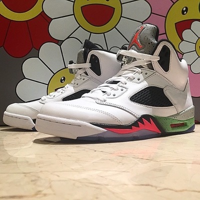 air-jordan-v-5-space-jam.jpg