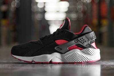 bred-huaraches-now-available-today-01.jpg