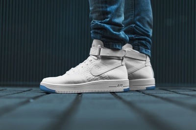 closer-look-at-air-force-1-ultra-flyknit-mid-15.jpg