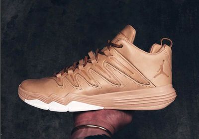 jordan-cp3-9-vachetta-tan-another-look-1_result.jpg