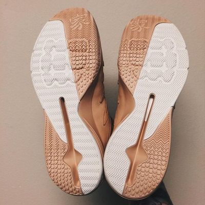 jordan-cp3-9-vachetta-tan-another-look-3_result.jpg