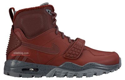 nike-air-trainer-sc-2-sneakerboot-2.jpg