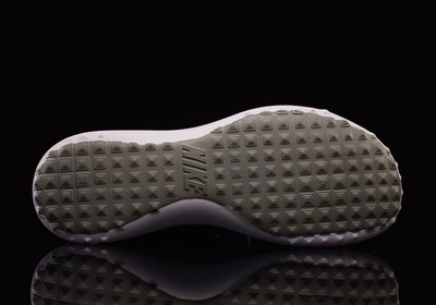 nike-juvenate-tech-fleece-1.jpg