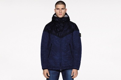 nikelab-stone-island-windrunner-3.jpg