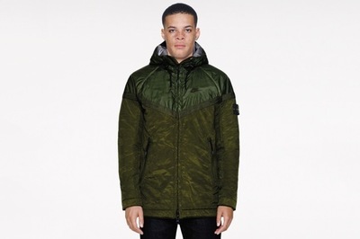 nikelab-stone-island-windrunner-6.jpg
