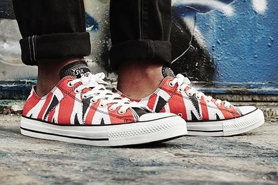 sex-pistols-converse-chuck-taylor-all-star-12.jpg