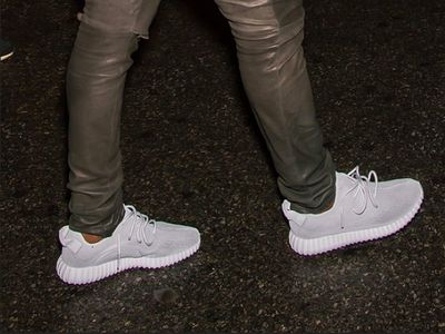 silver-yeezy-boost-350_021_result.jpg