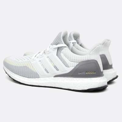 ultra-boost-white-clear-grey-s12-core-black-1.jpg