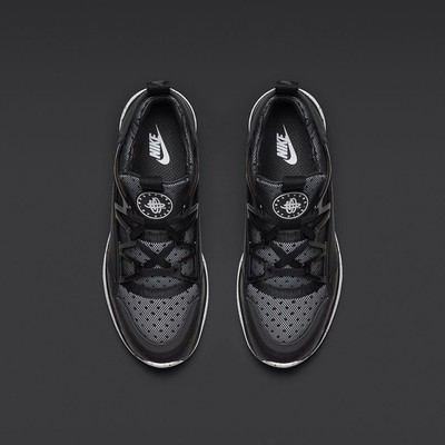 NikeLab_LunarHuarache_Light02.jpg