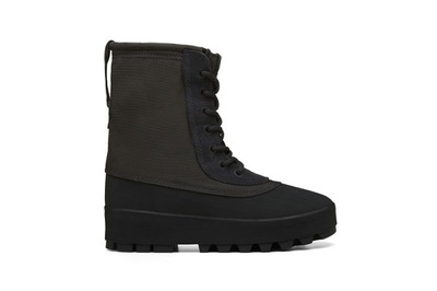 yeezy-950-duck-boot-2-1200x800.jpg